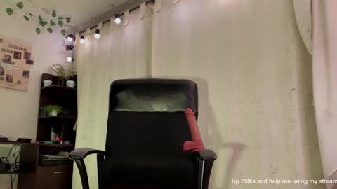 Snapshot of valent1nn chatting on January 11, 2025, 4:38 am Valentin independent Cam Boy online show from January 11, 2025, 4:38 am