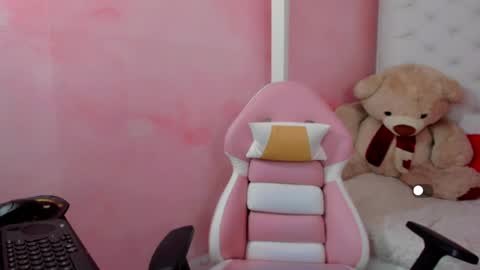 Snapshot of valentina__ortiz chatting on April 30, 2026, 3:35 am VALENTINA online show from April 30, 2026, 3:35 am