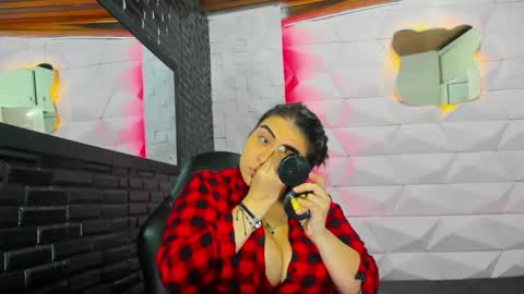 Snapshot of valentina_coba11 chatting on December 28, 2024, 7:54 pm Valentina online show from December 28, 2024, 7:54 pm