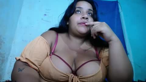 valentina_sofi online show from July 16, 2026, 3:23 am