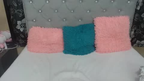 valentina vega online show from March 1, 2026, 3:19 am