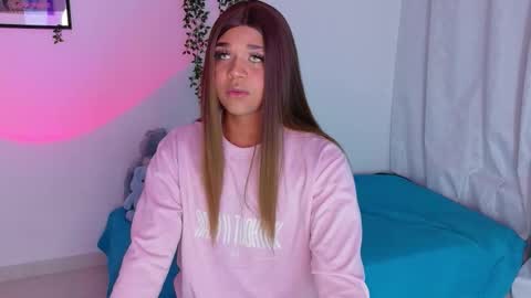 Snapshot of valentine_oss chatting on February 7, 2026, 7:12 am Vale online show from February 7, 2026, 7:12 am