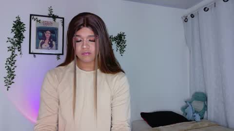 Snapshot of valentine_oss chatting on February 11, 2026, 2:05 am Vale online show from February 11, 2026, 2:05 am