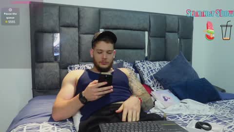 Snapshot of valentino_ferrari28 chatting on January 24, 2025, 3:43 am Valentino Ferrari online show from January 24, 2025, 3:43 am