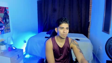 VALENTINO MOURA online show from March 3, 2025, 12:05 pm