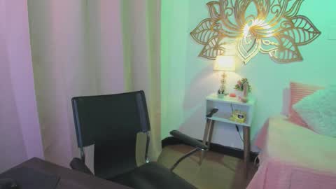 Valery And Daniel online show from October 21, 2025, 12:44 am