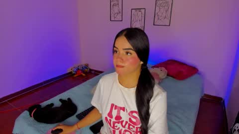 Snapshot of valeri_10 chatting on October 10, 2025, 3:05 am valeri_10 online show from October 10, 2025, 3:05 am