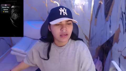 Snapshot of valeri_harpers4 chatting on December 18, 2025, 5:08 pm valeri_harpers4 online show from December 18, 2025, 5:08 pm