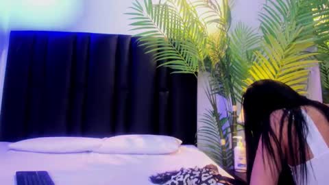 valeri_tafur online show from September 25, 2025, 11:03 am