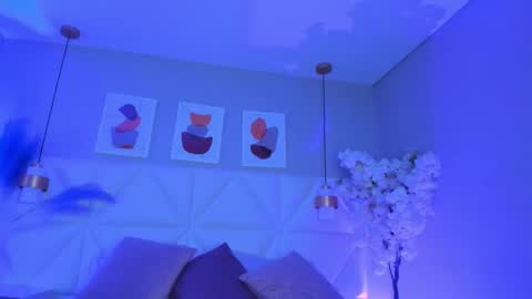 valeria_carter_ online show from November 12, 2025, 9:14 pm