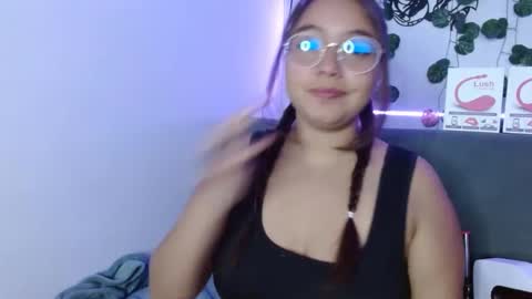 Snapshot of valeria_cherry chatting on January 18, 2025, 4:59 am valeria online show from January 18, 2025, 4:59 am