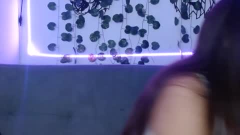 Snapshot of valeria_cherry chatting on January 22, 2025, 8:40 am valeria online show from January 22, 2025, 8:40 am