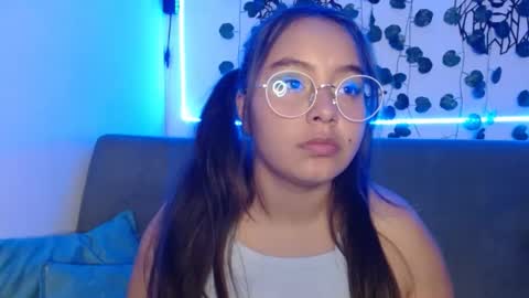 Snapshot of valeria_cherry chatting on January 24, 2025, 12:52 pm valeria online show from January 24, 2025, 12:52 pm