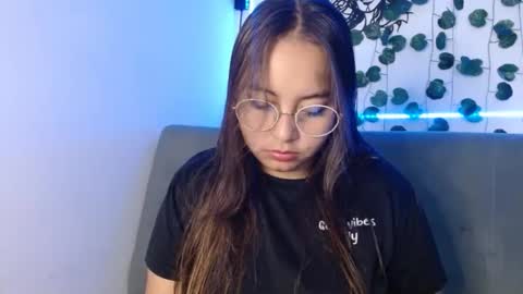 Snapshot of valeria_cherry chatting on January 26, 2025, 8:36 am valeria online show from January 26, 2025, 8:36 am