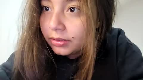 Snapshot of valeria_cherry chatting on March 1, 2025, 8:31 pm valeria online show from March 1, 2025, 8:31 pm