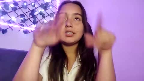 Snapshot of valeria_cherry chatting on March 2, 2025, 8:38 am valeria online show from March 2, 2025, 8:38 am