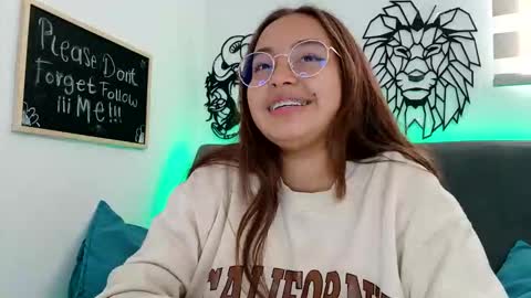 Snapshot of valeria_cherry chatting on October 9, 2025, 12:47 pm valeria online show from October 9, 2025, 12:47 pm