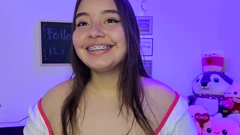 Snapshot of valeria_cherry chatting on February 1, 2026, 4:33 am valeria online show from February 1, 2026, 4:33 am