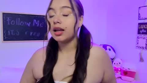 Snapshot of valeria_cherry chatting on February 24, 2026, 3:04 am valeria online show from February 24, 2026, 3:04 am