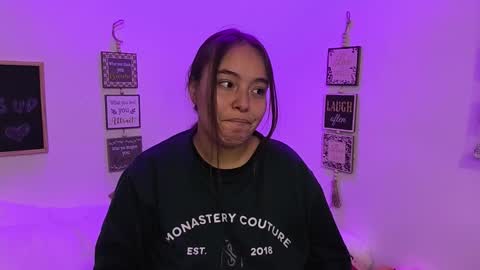 Snapshot of valeria_cherry chatting on March 12, 2026, 4:51 am valeria online show from March 12, 2026, 4:51 am