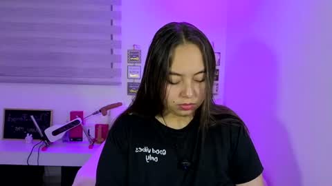 valeria online show from June 23, 2026, 2:20 am