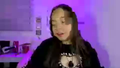 valeria online show from July 2, 2026, 2:00 am