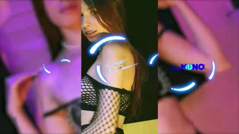 Snapshot of valeria_mendozza chatting on February 27, 2026, 8:20 pm online show from February 27, 2026, 8:20 pm