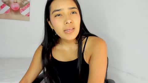valeria_miller69 online show from June 5, 2026, 2:56 pm