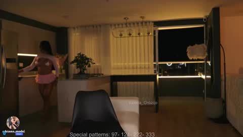 Snapshot of valeria_orozco chatting on January 20, 2025, 12:15 am valeria_orozco online show from January 20, 2025, 12:15 am