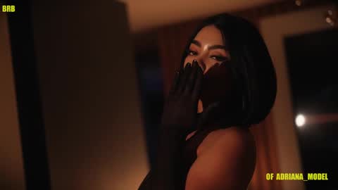 Snapshot of valeria_orozco chatting on March 4, 2025, 2:27 am valeria_orozco online show from March 4, 2025, 2:27 am