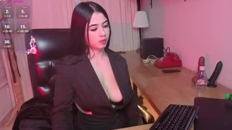 Valeria online show from May 17, 2026, 11:28 am