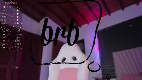 Snapshot of valeria_uribe22 chatting on January 29, 2025, 12:54 am    online show from January 29, 2025, 12:54 am