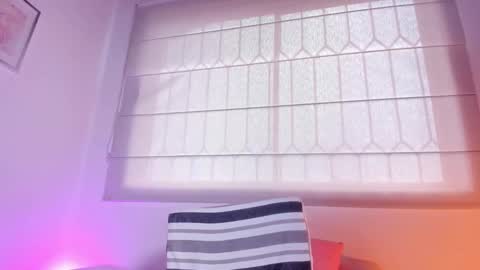 Snapshot of valeria_uribe22 chatting on May 2, 2026, 7:30 pm online show from May 2, 2026, 7:30 pm