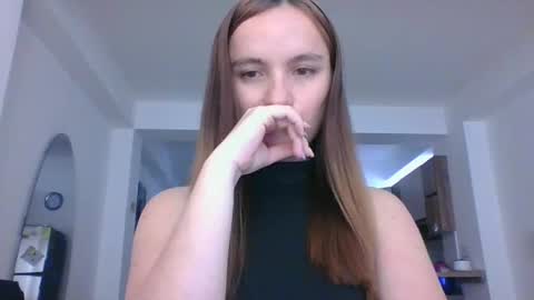 valeriafrannco online show from November 22, 2025, 7:35 pm