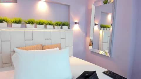 Snapshot of valeriagarciax chatting on November 15, 2025, 12:02 pm ValeriaGarciax online show from November 15, 2025, 12:02 pm