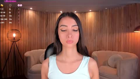 Snapshot of valeriavelvet chatting on February 17, 2025, 6:26 pm Vale online show from February 17, 2025, 6:26 pm