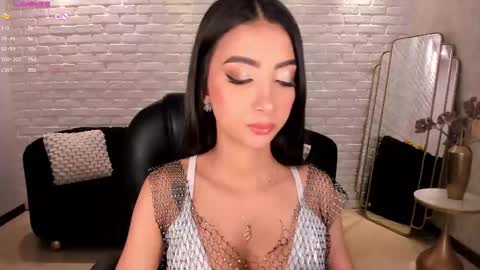 Snapshot of valeriavelvet chatting on March 11, 2025, 11:44 am Vale online show from March 11, 2025, 11:44 am