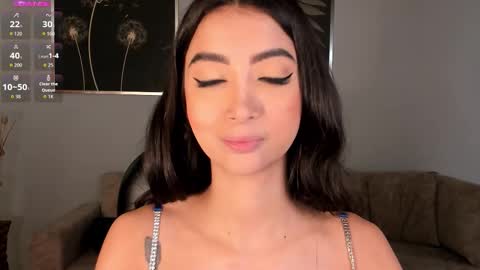 Snapshot of valeriavelvet chatting on September 11, 2025, 12:05 pm Vale online show from September 11, 2025, 12:05 pm