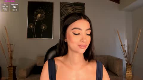 Snapshot of valeriavelvet chatting on September 13, 2025, 12:05 pm Vale online show from September 13, 2025, 12:05 pm