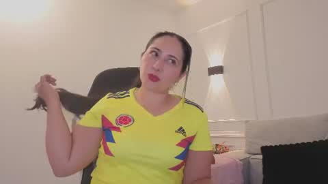 Snapshot of valeriavg_ chatting on June 17, 2026, 11:23 am VALERIA online show from June 17, 2026, 11:23 am