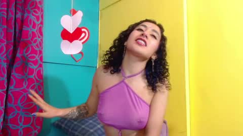 Snapshot of valerie_mase chatting on February 18, 2025, 4:26 pm vale online show from February 18, 2025, 4:26 pm