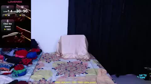 Snapshot of valerie_smile chatting on January 10, 2026, 8:27 am Valerie online show from January 10, 2026, 8:27 am