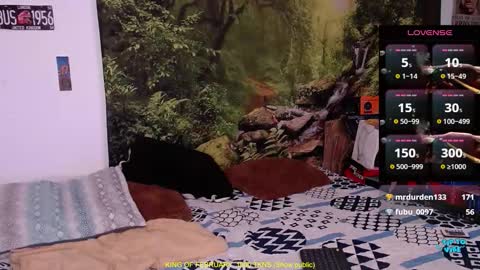 Snapshot of valerie_smile chatting on February 17, 2026, 8:33 am Valerie online show from February 17, 2026, 8:33 am