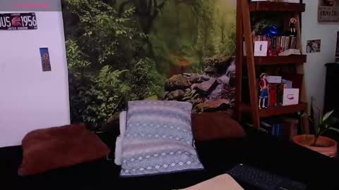 Snapshot of valerie_smile chatting on March 30, 2026, 12:55 am Valerie online show from March 30, 2026, 12:55 am