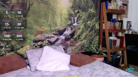 Snapshot of valerie_smile chatting on April 6, 2026, 4:57 am Valerie online show from April 6, 2026, 4:57 am