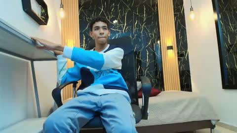 VALERIO  online show from March 4, 2026, 3:01 am