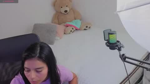 Snapshot of valerihouse_ chatting on May 28, 2026, 1:36 am valerihouse_ online show from May 28, 2026, 1:36 am
