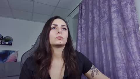 Valerie online show from November 24, 2025, 2:28 pm