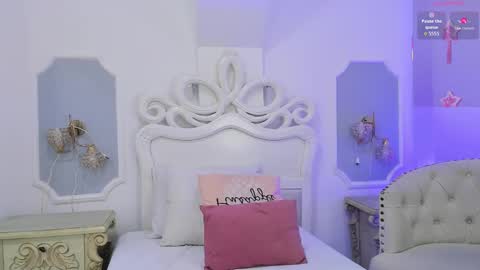 Snapshot of valerith_vega chatting on October 8, 2025, 12:03 pm online show from October 8, 2025, 12:03 pm