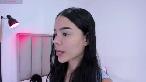 Snapshot of valery__nova chatting on October 12, 2025, 5:56 pm Cris online show from October 12, 2025, 5:56 pm